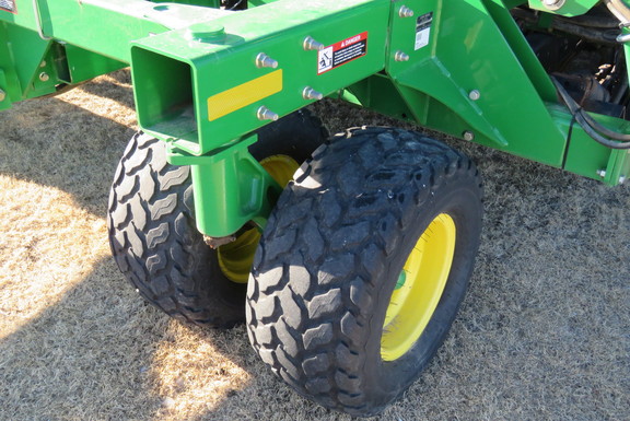 2009 John Deere 1990