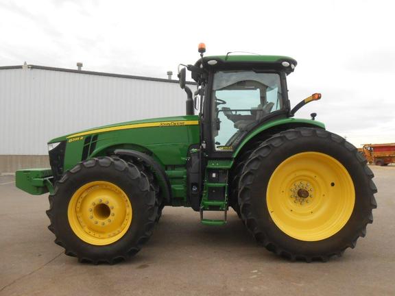 2015 John Deere 8295R