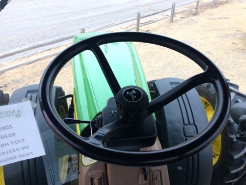 2005 John Deere 8520