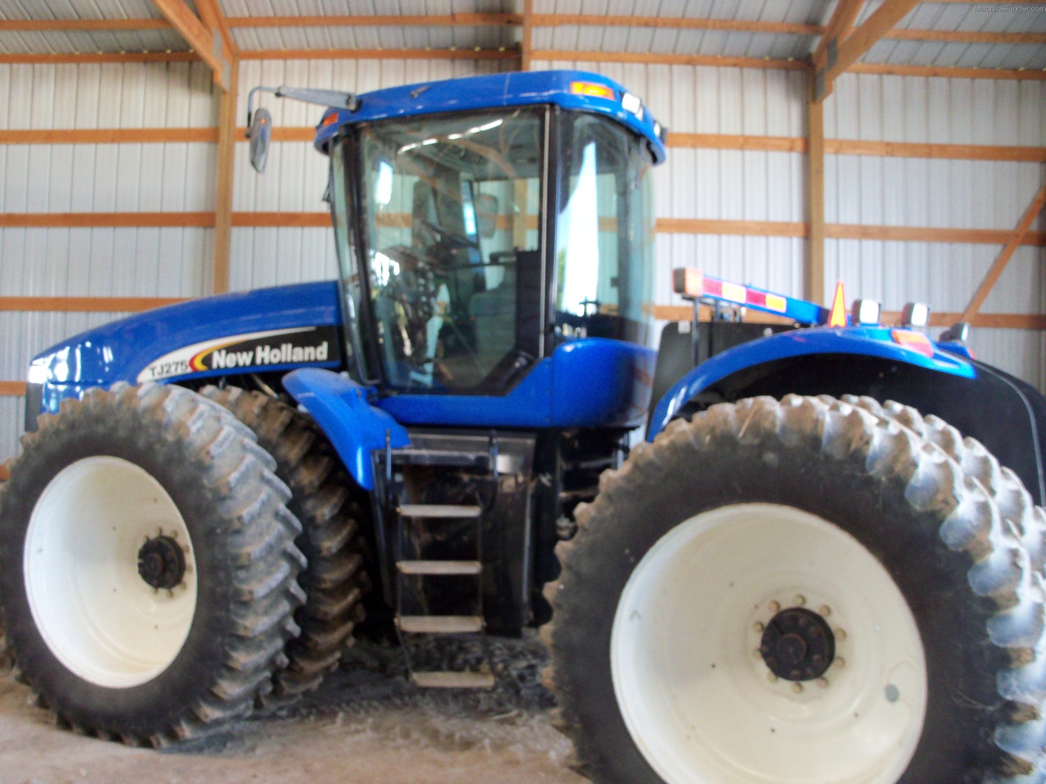 2005-new-holland-tj275-tractors-articulated-4wd-john-deere