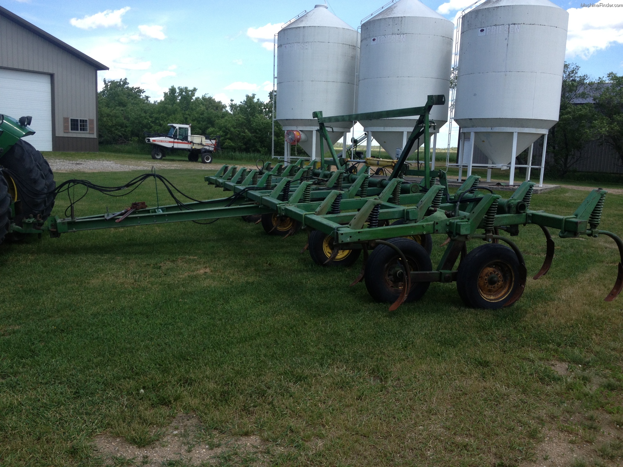 John Deere 1610 Tillage - John Deere Machinefinder