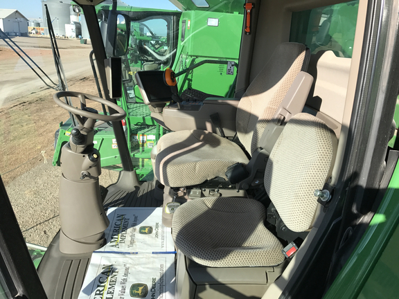 2015 John Deere S670