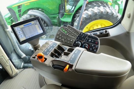 2014 John Deere 9460R