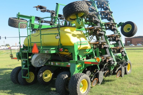 2012 John Deere 1990CCS