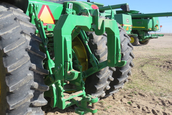 2015 John Deere 8370R