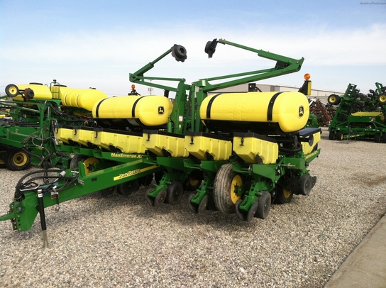 2013 John Deere 1760 Planting And Seeding Planters John Deere Machinefinder 7426