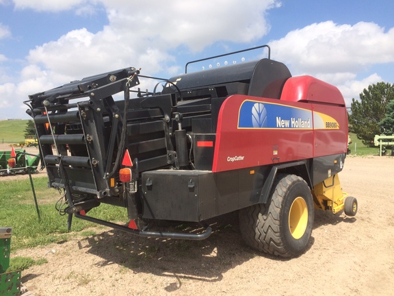 2010 New Holland BB9080