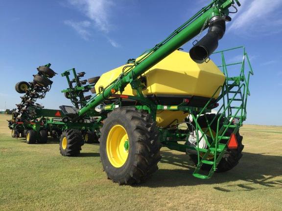 2014 John Deere 1890