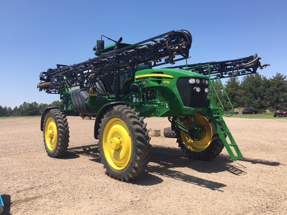 2013 John Deere 4730