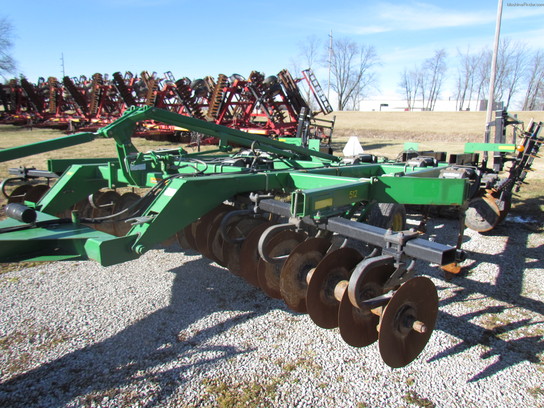 2006 John Deere 512 Disk Ripper 7 Std Tillage John Deere Machinefinder 1656