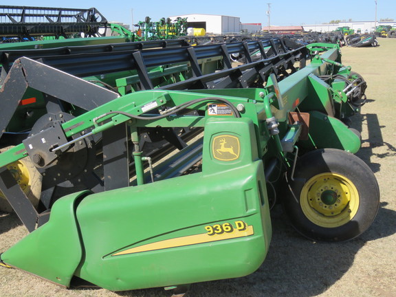 2003 John Deere 936D