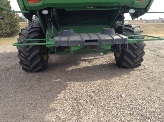 2014 John Deere S670