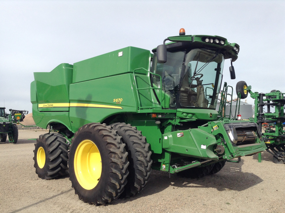 2014 John Deere S670