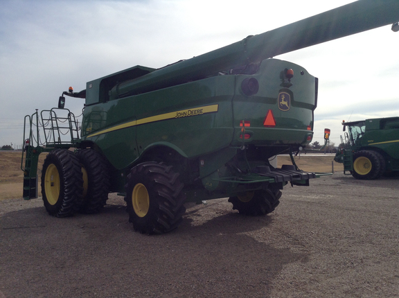 2014 John Deere S670