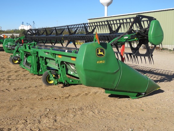 2016 John Deere 635D