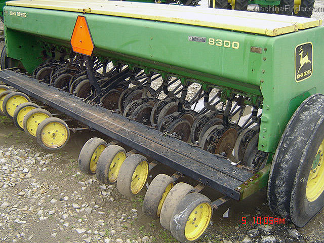 john-deere-8300-planting-seeding-box-drills-john-deere-machinefinder