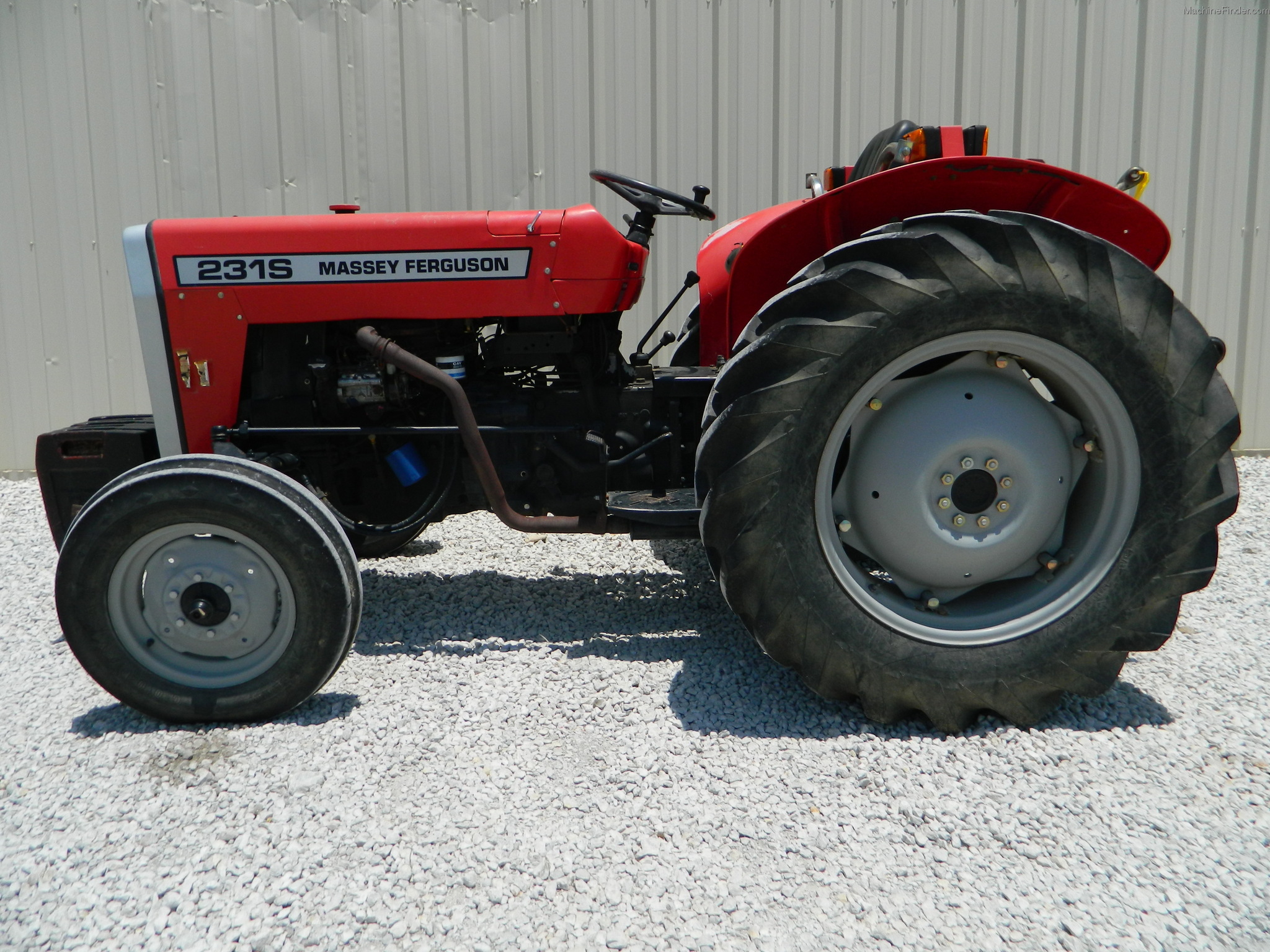 1999 Massey Ferguson 231s Tractors Utility 40 100hp John Deere Machinefinder 8635