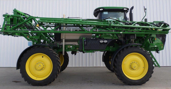 2016 John Deere R4038