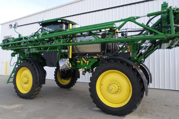 2016 John Deere R4038