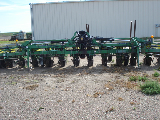 2005 John Deere 1720