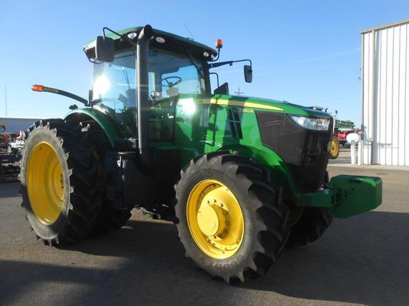 2013 John Deere 7260R