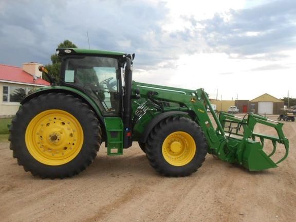 2015 John Deere 6150R