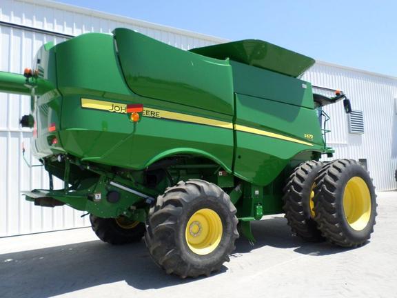 2012 John Deere S670