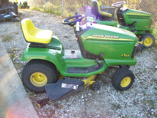 2001 John Deere Lt155 Lawn And Garden And Commercial Mowing John Deere Machinefinder 5030