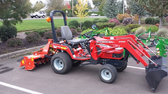 2007 Massey - Ferguson Gc2300 Tractors - Compact (1-40hp.) - John Deere 