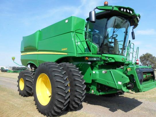 2013 John Deere S660