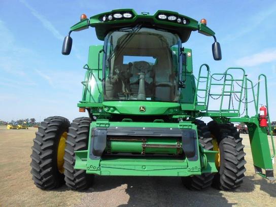 2013 John Deere S660