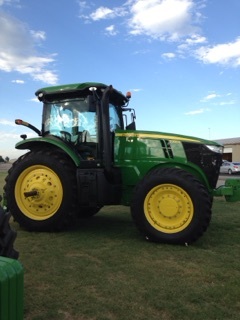 2013 John Deere 7200R