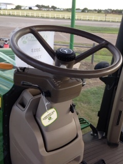 2013 John Deere 7200R