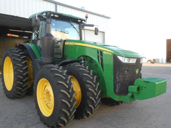 2015 John Deere 8295R