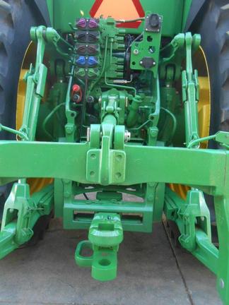 2015 John Deere 8295R