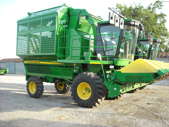 2012 John Deere 7460 Cotton Harvesting - Strippers - John Deere 