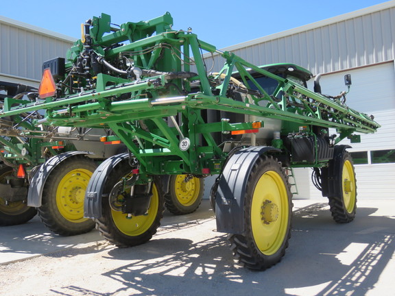 2014 John Deere R4030