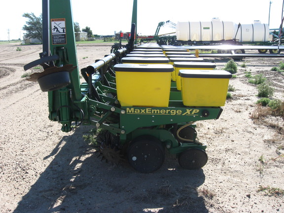 2005 John Deere 1710