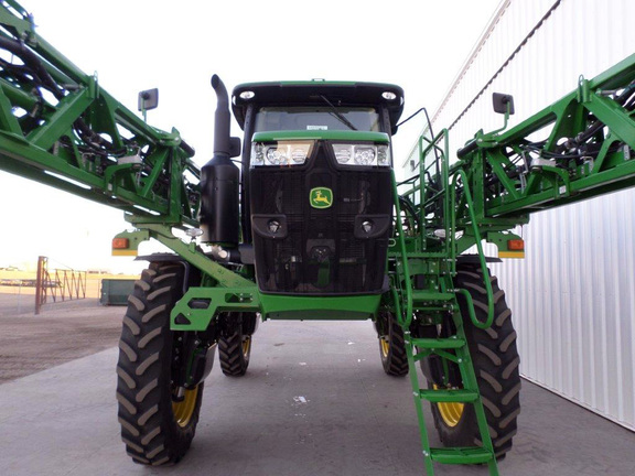 2016 John Deere R4045