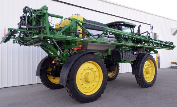 2016 John Deere R4045