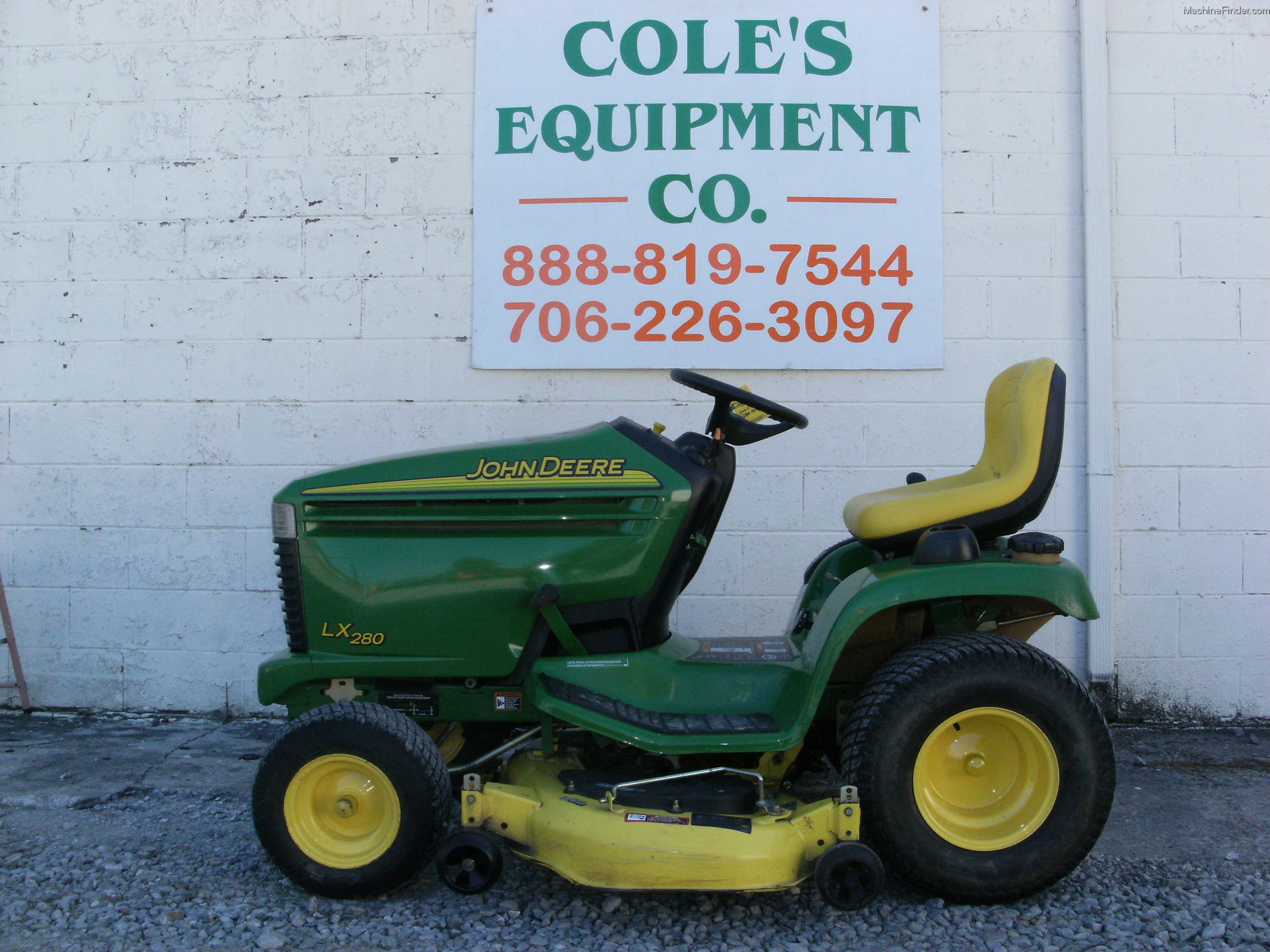 2005 John Deere LX280 Lawn Garden And Commercial Mowing John Deere