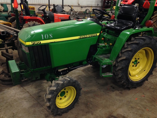 John Deere Tractors Compact Hp John Deere Machinefinder