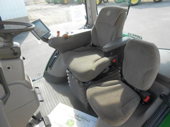 2015 John Deere 7230R