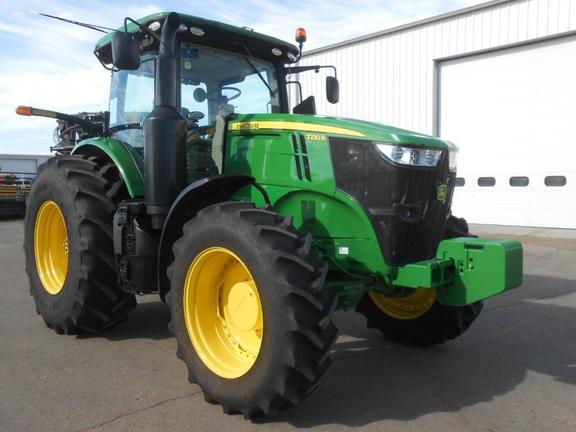 2015 John Deere 7230R