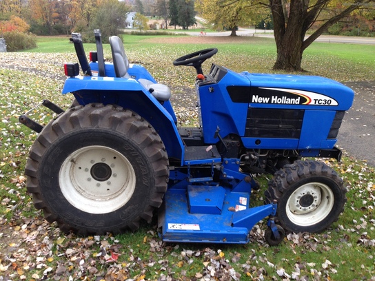 2004 New Holland Tc30 Tractors Compact 1 40hp John Deere