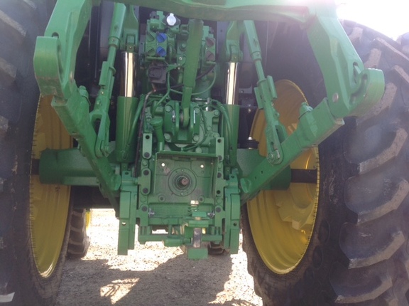 2015 John Deere 6150R