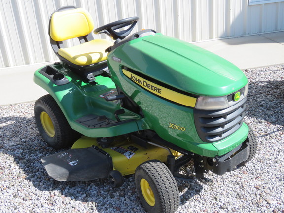 2009 John Deere X300