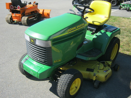 1997 John Deere 345 Lawn & Garden And Commercial Mowing - John Deere 