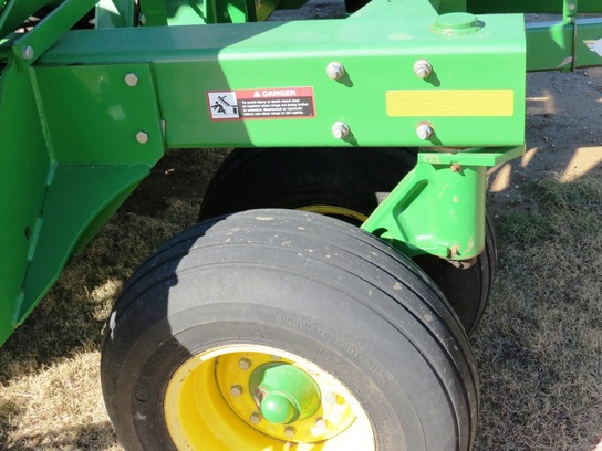 2007 John Deere 1890