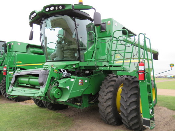 2013 John Deere S670